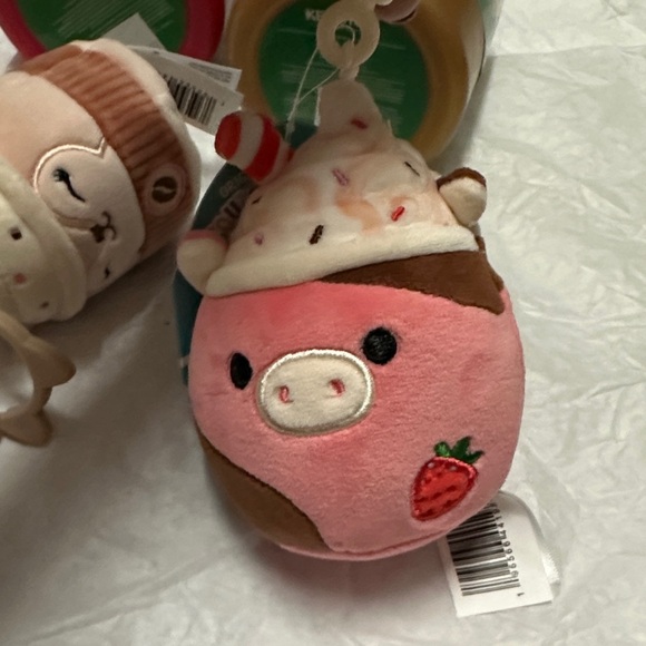 Squishmallows Bundle Mystery Capsules and Clips Holiday Christmas - Picture 6 of 7